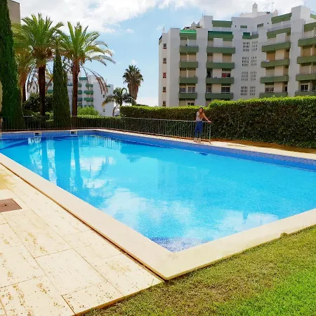 Gorgeous Apartment In Portimao Exterior photo